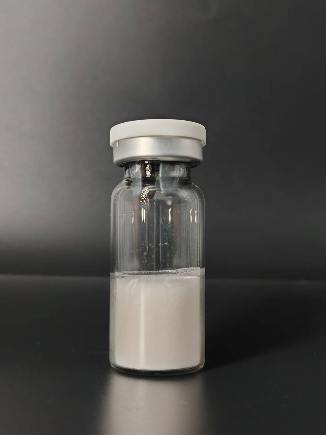 غير الحيوانات المحقن الجل الوجهي الحشوات الجلدية حمض الهيالورونيك على أساس لعلاج تجاعيد آمنة واستعادة الحجم